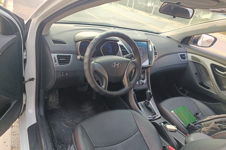 Used Hyundai Elantra (5th Generation / Langdong) 2015 1.6L Automatic Leading Model
