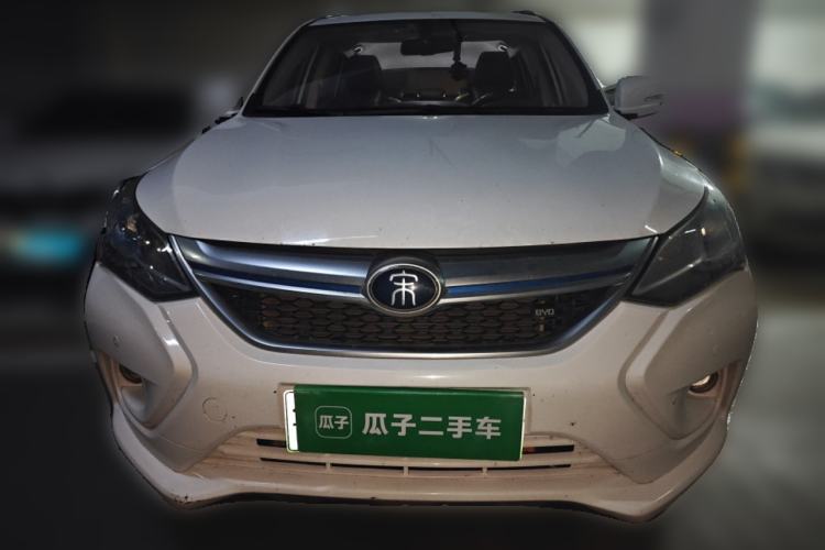 Used BYD Song New Energy 2017 Song DM 1.5TID All-Wheel Drive Luxury Model
