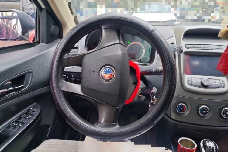 Used Geely Auto Diamond 2015 Sedan 1.5L Manual SuperDeluxe Model Steering Wheel