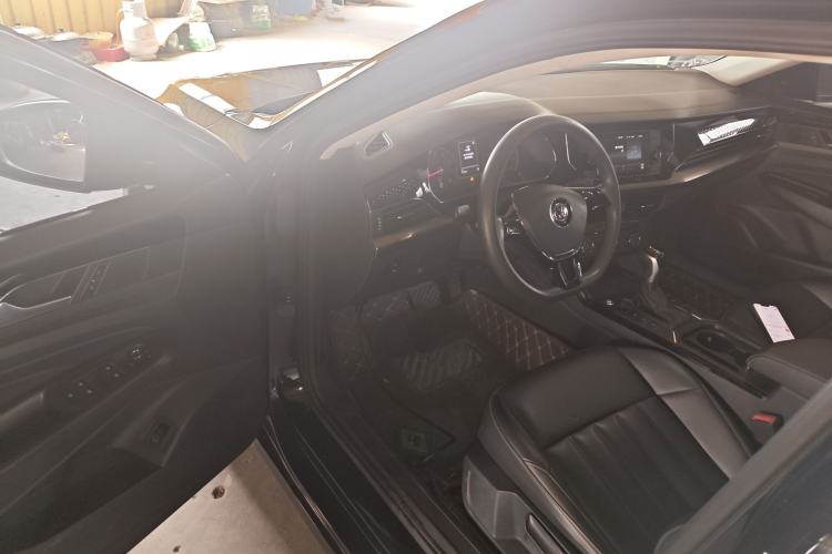 Used Volkswagen Passat 2019 280TSI Business Edition China VI Driver Seat