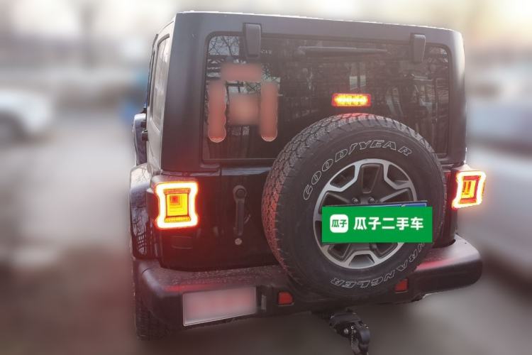 Used Jeep Wrangler 2014 3.0L Sahara Four-Door Edition