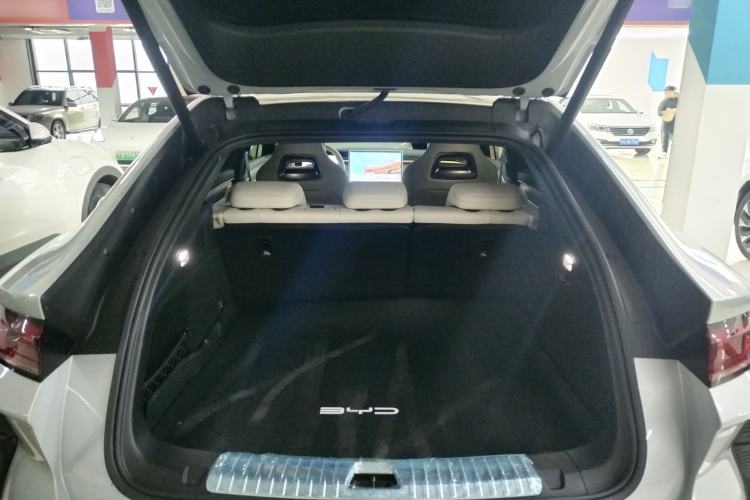 Used BYD Song L EV 2024 662 km Excellence Version