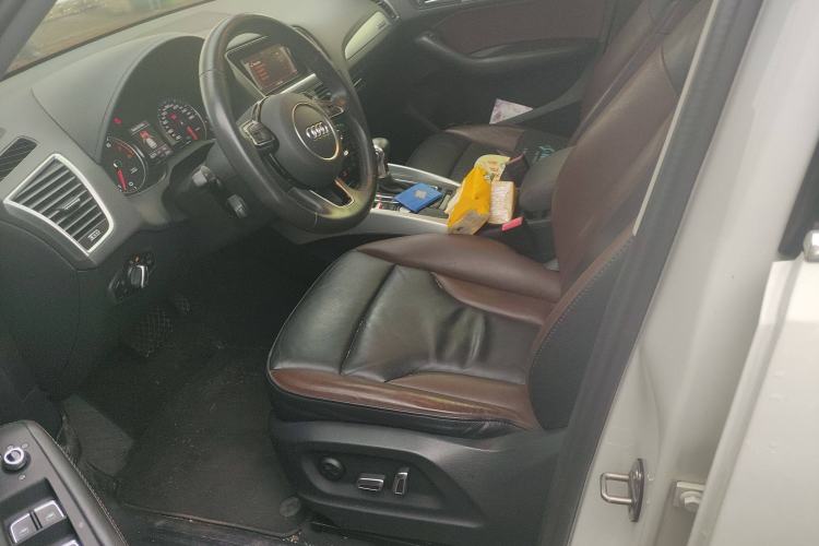 Used Audi Q5 2018 Collector's Edition 40 TFSI Technology Model
