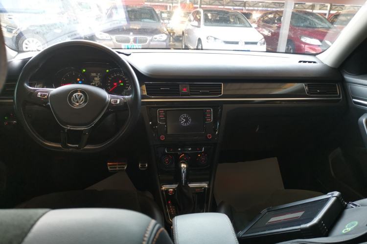 Used Volkswagen C-TREK 2017 230TSI DSG Luxury Model
