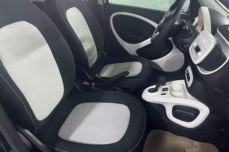 Used smart forfour 2016 1.0L 52 kW Passion Edition