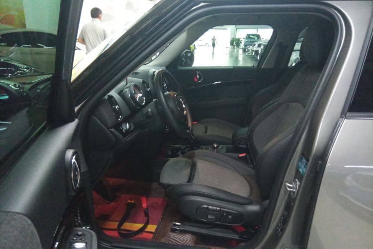 Used MINI Countryman 2019 1.5T COOPER ALL4 Classic Weekend Travel Edition