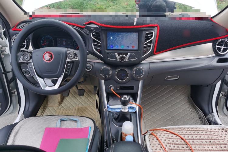 Used BYD Song 2017 Gaishi Upgrade Edition 1.5TI Manual Elite Model