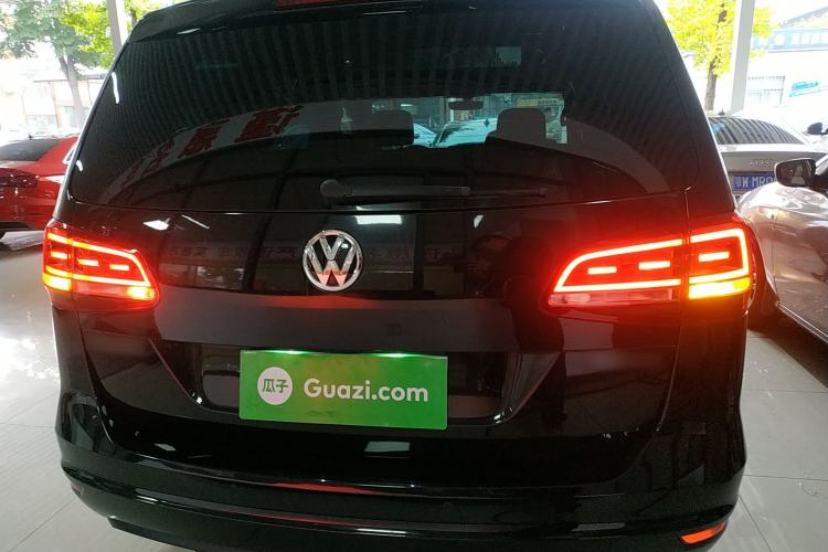 Used Volkswagen Sharan 2019 380TSI Comfort Edition 7-Seater
