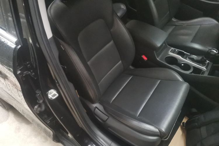 Used Hyundai Tucson 2018 1.6T Dual-Clutch Two-Wheel Drive 15th Anniversary Special Edition Right Front Seat