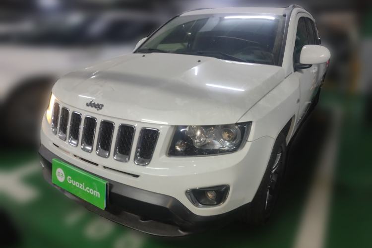 Used Jeep Compass 2013 2.4L four-wheel-drive sport version