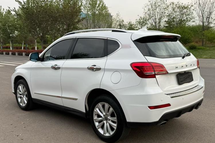 Used Haval H2 2016 Red-Label 1.5T Manual Two-Wheel Drive Luxury Model