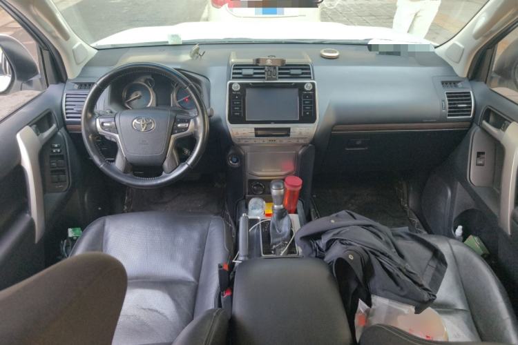 Used Toyota Prado 2019 3.5L Automatic TX-L Deluxe Edition with Rear-Mounted Spare Tire Center Console