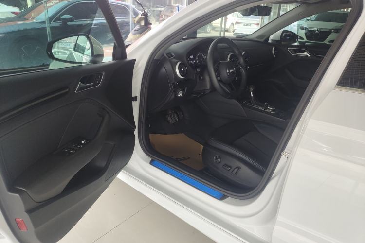 Used Audi A3 2019 Limousine 35 TFSI Fashion Edition China V standard
