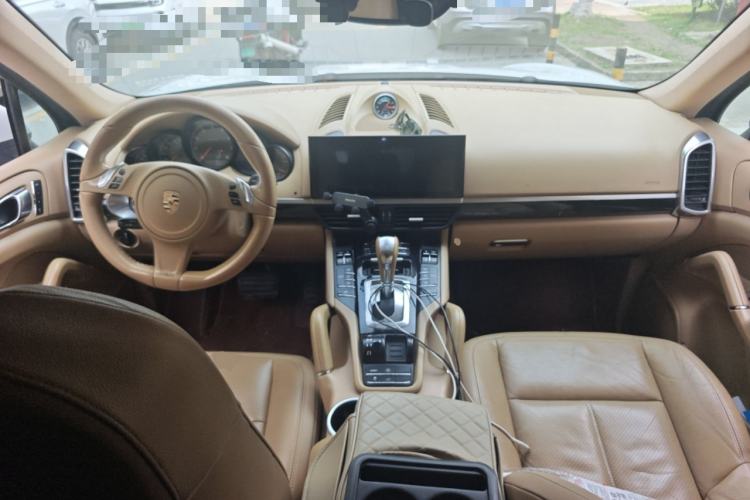 Used Porsche Cayenne 2011 3.6L automatic transmission U.S. specification
