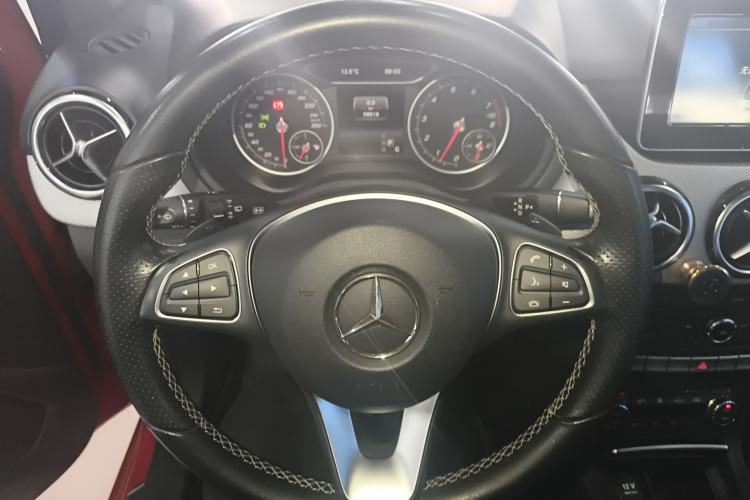 Used Mercedes-Benz B-Class 2015 B 200 Fashion Model
