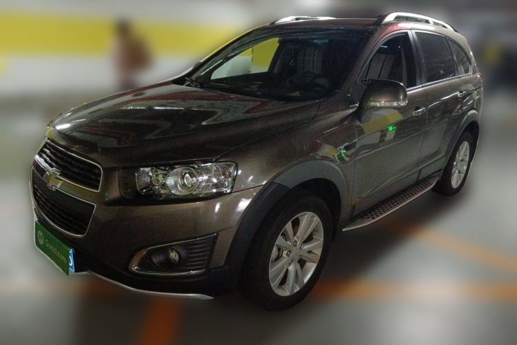 Used Chevrolet Captiva 2015 2.4L 4x4 Flagship Edition 7-Seater