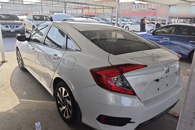 Used Honda Civic 2016 220TURBO CVT Luxury Edition
