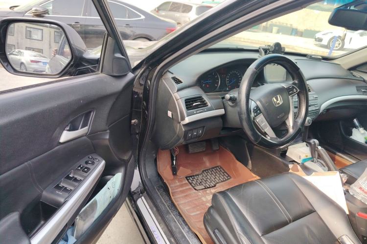 Used Honda Crosstour 2012 2.4L Prestige Edition