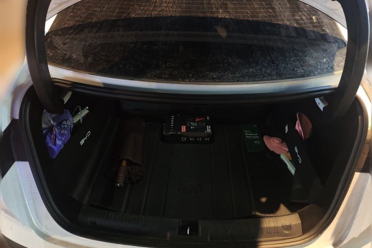 Used BYD Qin L 2025 DM-i Smart Drive 80KM Leading Model