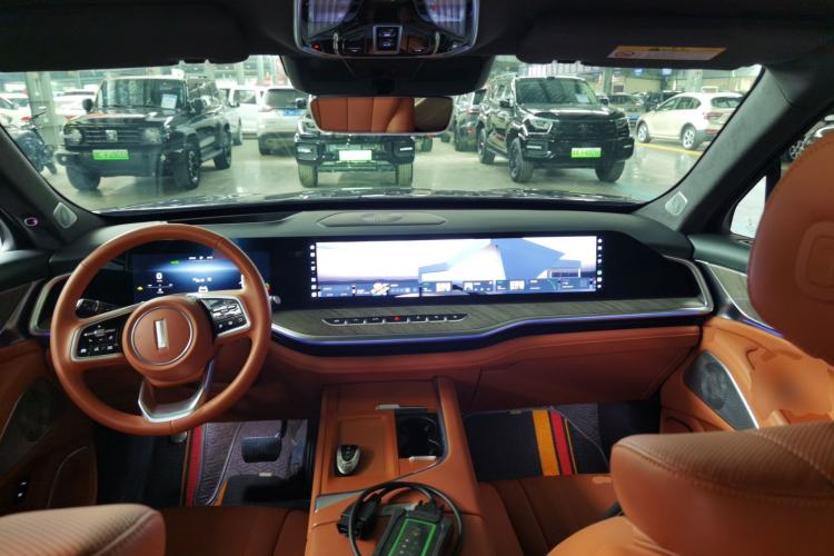 Used Wey Lanshan 2023 Four-Wheel Drive Ultra-Long Range Version Center Console