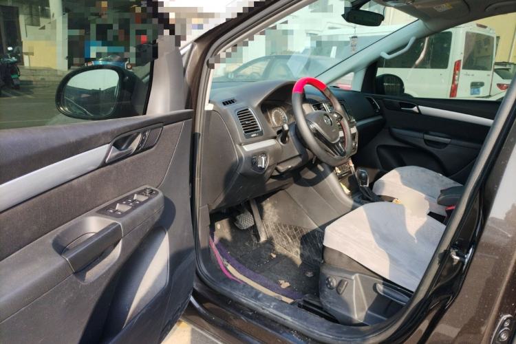 Used Volkswagen Sharan 2016 380TSI Comfort Edition 7-Seater Driver Seat