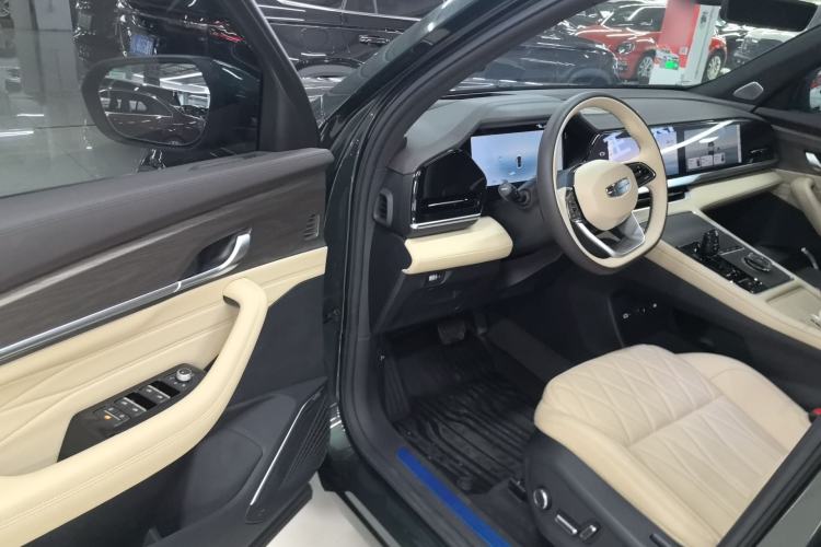 Used Geely Auto Monjaro L 2025 Dongfang Yao 2.0TD Automatic All-Wheel-Drive Wangyue Edition Driver Seat