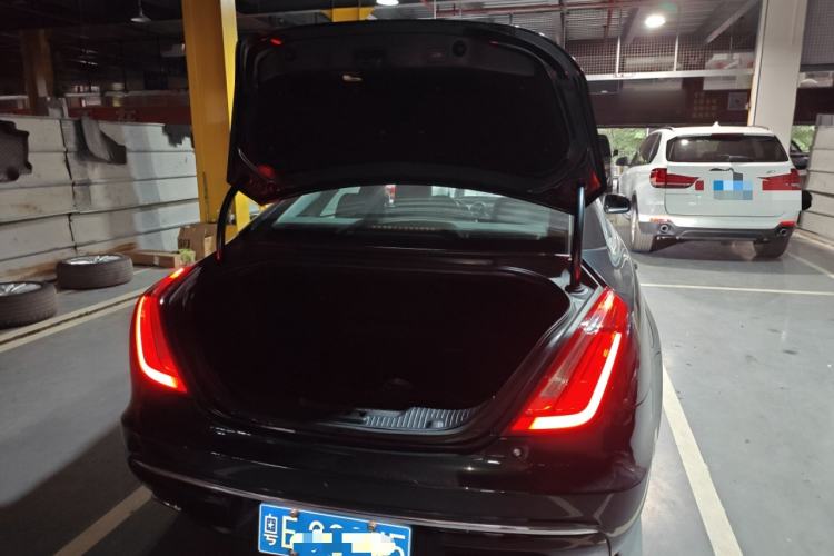 Used Jaguar XJ 2018 XJL 3.0 SC Two-Wheel-Drive Elegant Business Edition
