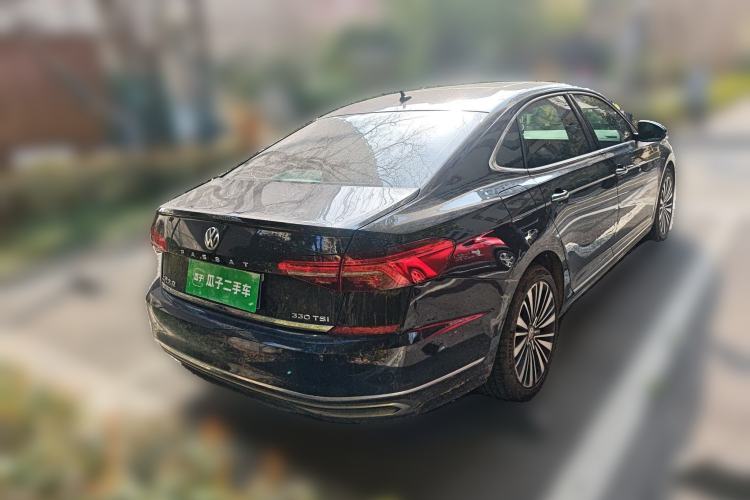 Used Volkswagen Passat 2019 330TSI Luxury Edition China VI Standard
