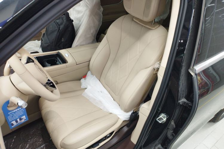 Used Hima AITO M9 2024 Range-Extended Ultra Version 42 kWh 6-Seater Model
