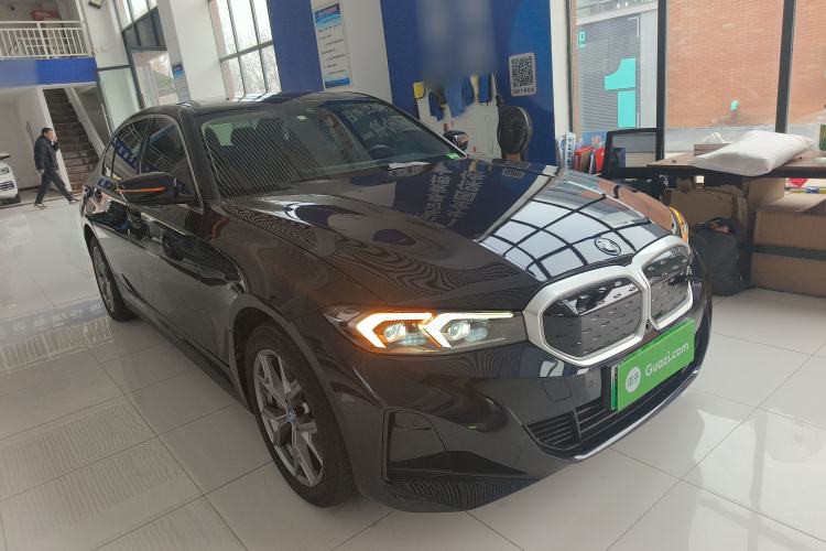 Used BMW i3 2022 eDrive 35 L
