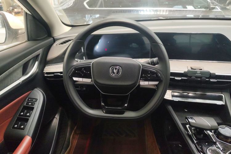 Used CHANGAN Eado 2023 Changan Edition PLUS Blue Whale NE 1.4T GDI DCT Prestige Version Steering Wheel