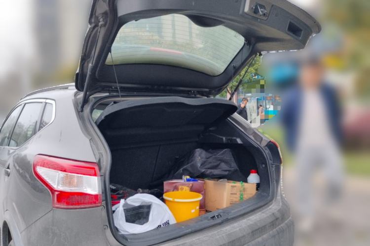 Used Nissan Qashqai 2016 2.0L CVT Elite Edition Trunk