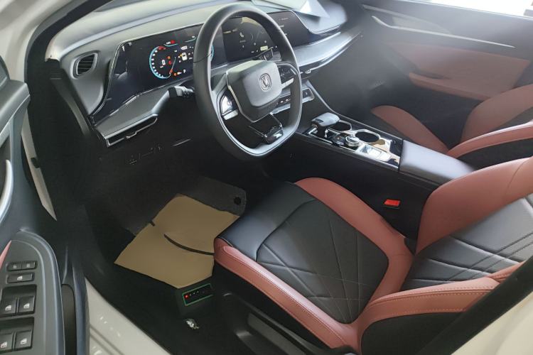 Used Changan Eado 2023 Changan Edition PLUS Blue Whale NE 1.4T GDI DCT Prestige Version
