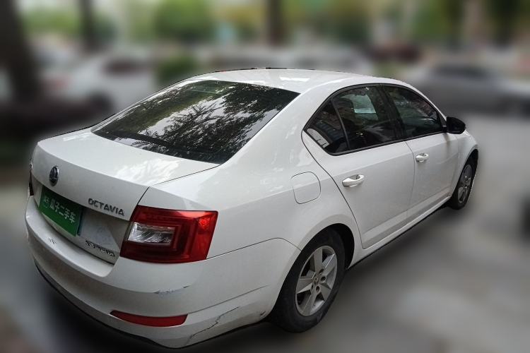 Used Skoda Octavia 2017 Classic Model 1.6L Manual Standard Edition