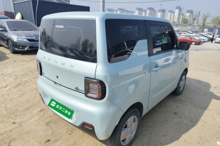 Used Geely Galaxy Panda 2023 Panda Mini 200km Endurance Bear
