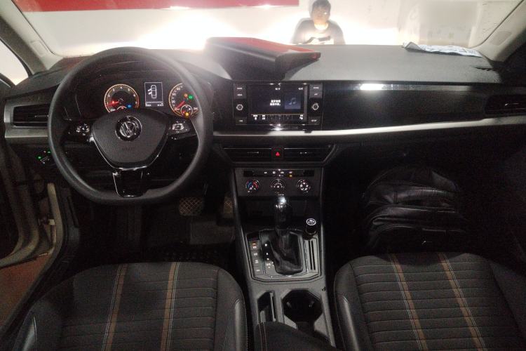 Used Volkswagen Lavida 2018 280TSI DSG Comfort Edition China V Standard Center Console