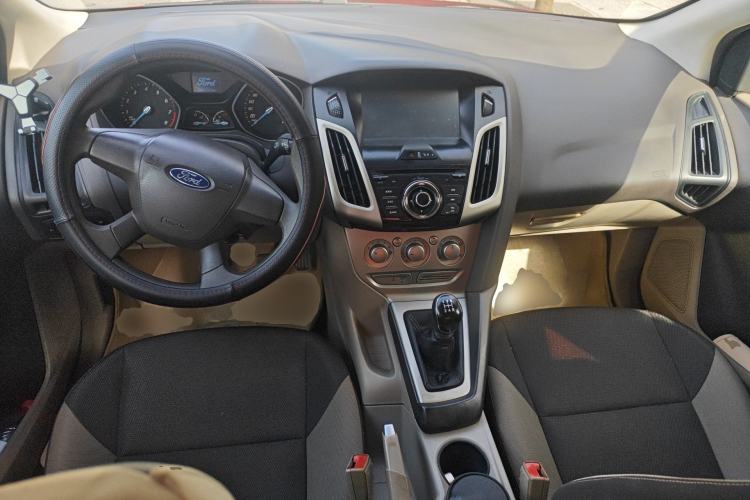 Used Ford Focus 2012 Sedan 1.6L Manual Comfort Model