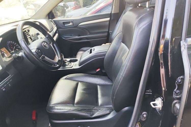 Used Toyota Highlander 2015 2.0T Four-Wheel Drive Luxury Edition 7-Seater
