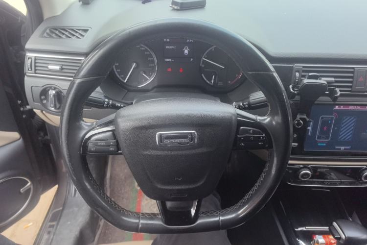 Used Qoros 3 2014 Sedan 1.6T Automatic ZhiZhen Model
