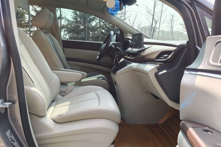 Used Buick GL8 2020 Land Business Class 652T Luxury Model