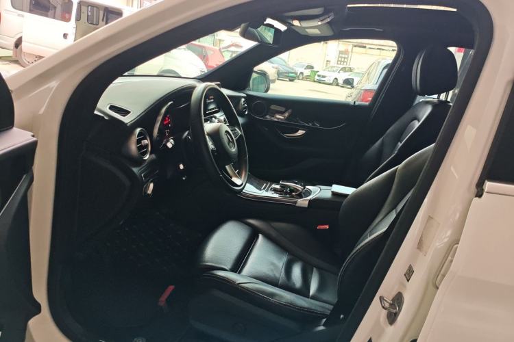 Used Mercedes-Benz GLC 2016 GLC 260 4MATIC Dynamic Edition
