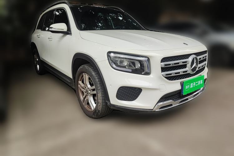 Used Mercedes-Benz GLB 2020 GLB 200 Dynamic Edition Front Right 45 Deg