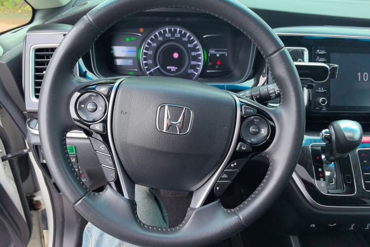 Used Honda Elysion 2019 2.0L Hybrid Luxury Edition

