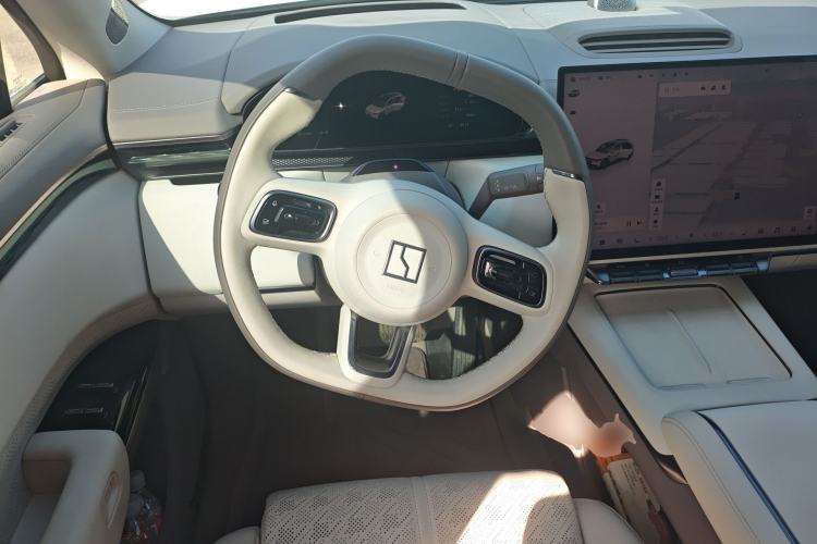 Used Zeekr 7X 2025 100kWh Long-Range All-Wheel Drive Intelligent Driving Version Steering Wheel