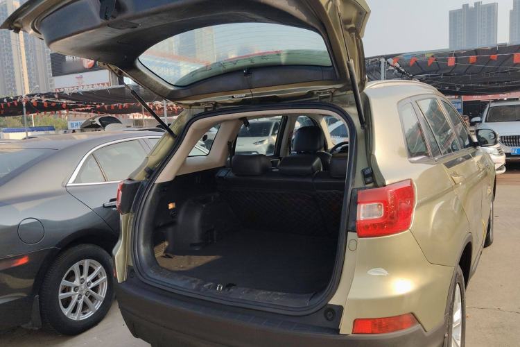 Used Changan CS75 2014 1.8T Automatic Elite Model China IV Standard
