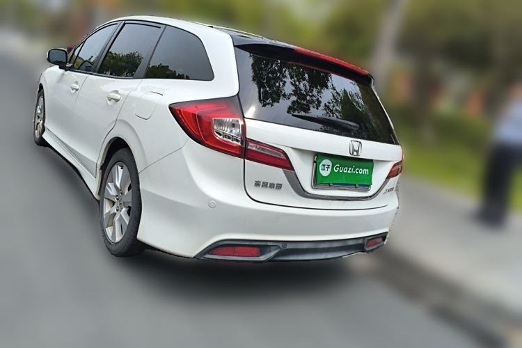 Used Honda Jade 2013 1.8L automatic Comfort version 5 seats Rear Left 45 Deg