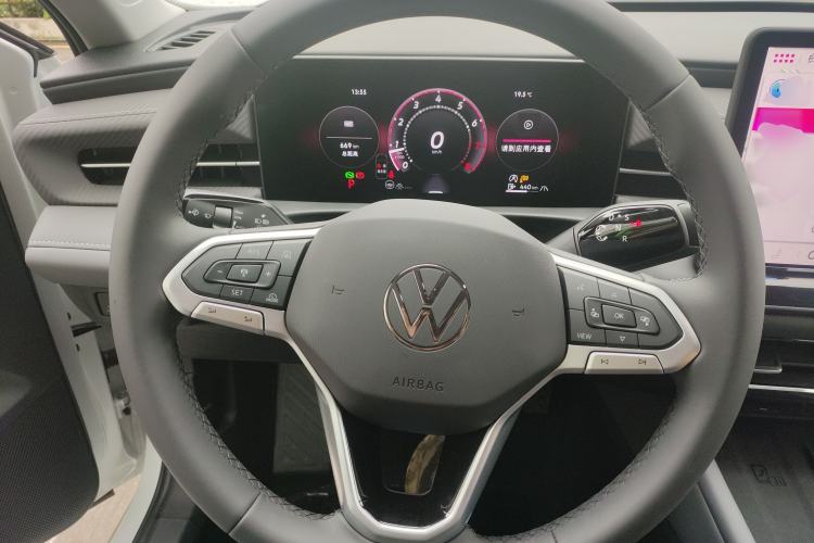 Used Volkswagen Lavida 2026 Pro 300TSI Starry Zhi Yi Edition