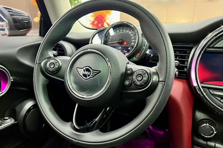 Used MINI MINI 2019 1.5T COOPER Classic Edition