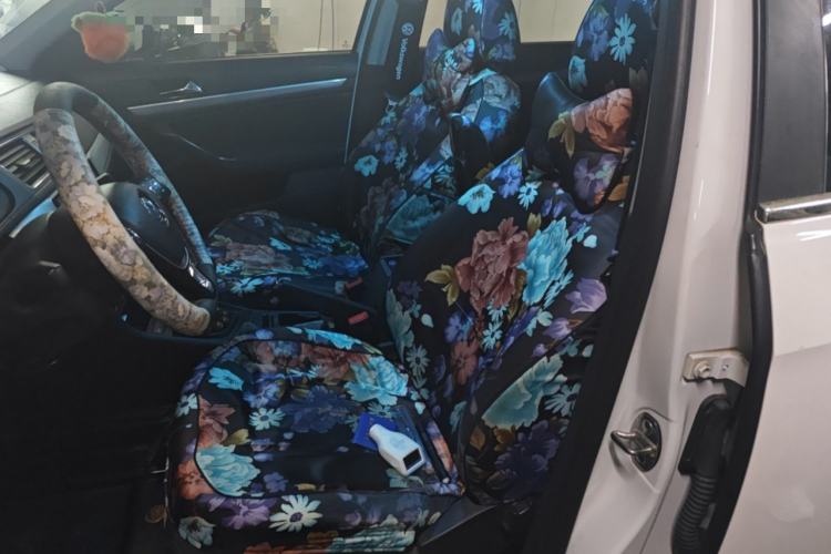 Used Volkswagen Lavida 2017 1.6L Manual Fashion Edition Left Front Seat