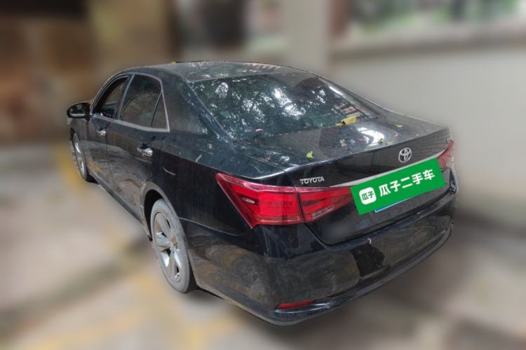 Used Toyota Crown 2015 2.5L Fashion Limited Edition
